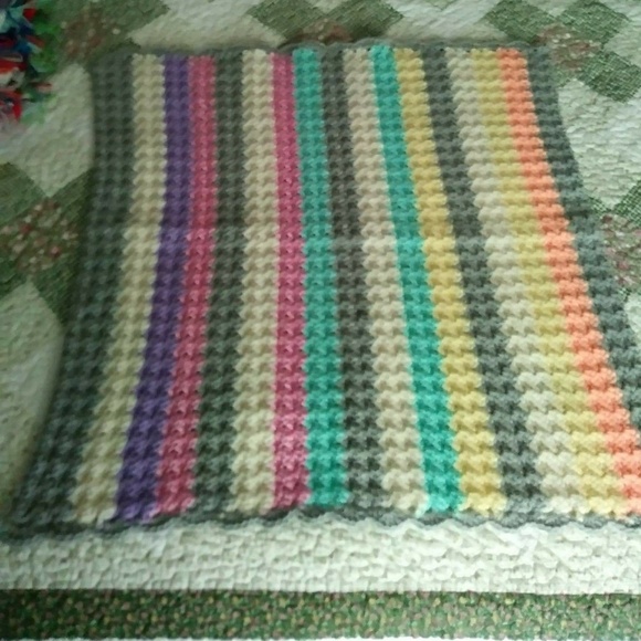 Handmade baby bubbles blanket - Picture 1 of 2